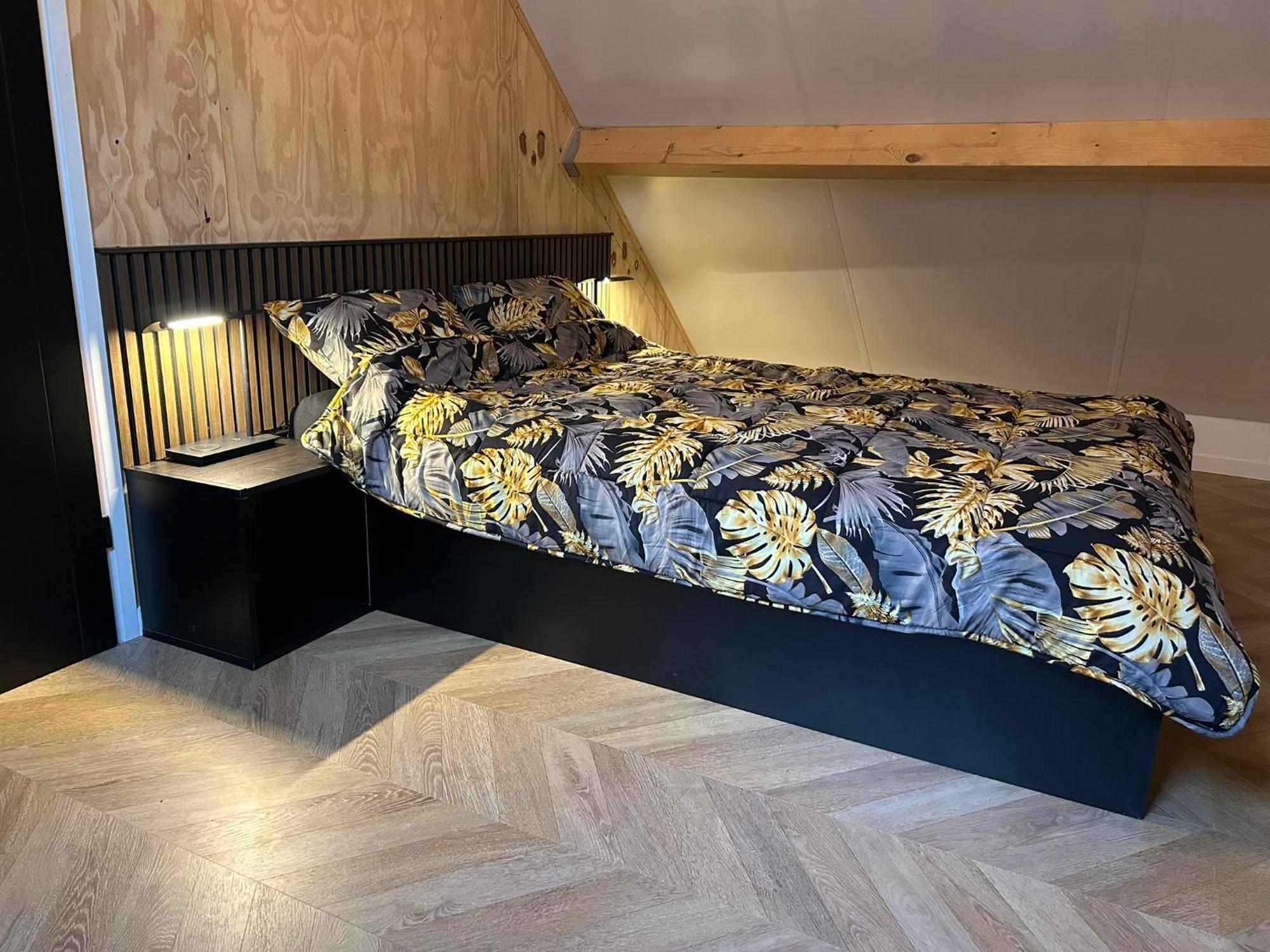Вилла Tiny House Thuus Синт-Анналанд Экстерьер фото